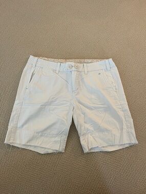 Women's White Flat Front Casual Shorts with Subtle Trim